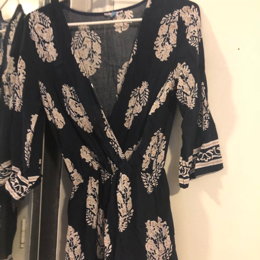 Flower romper - Picture 2 of 4